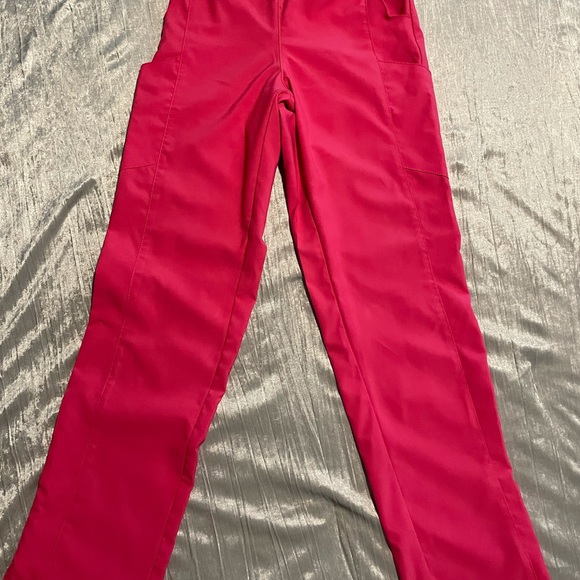 Medical Scrubs! Size: Small - Picture 8 of 8